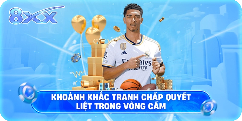 Khoảnh khắc tranh chấp quyết liệt trong vòng cấm